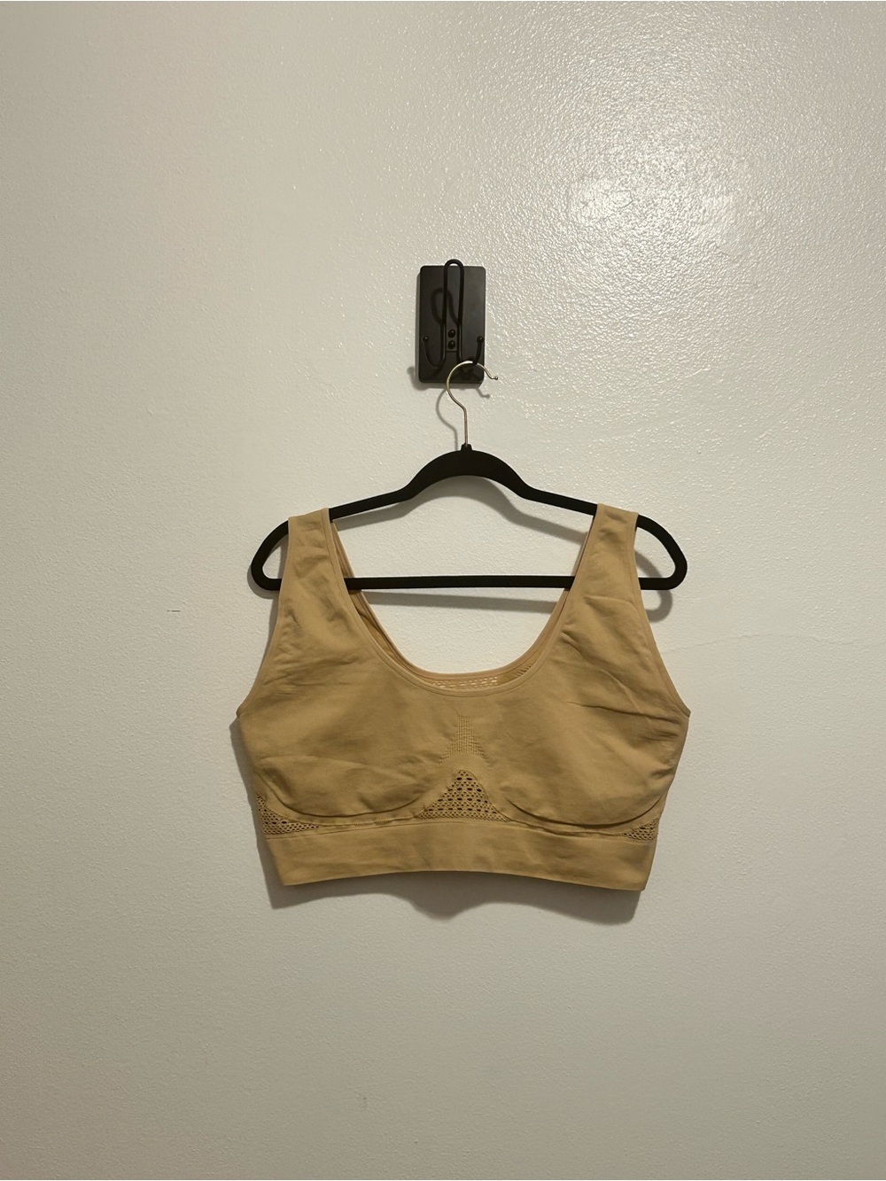 NWOT Secret Solutions Seamless Cooling Mesh Wirefree Bralette Beige 4X